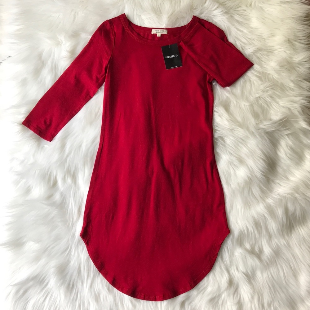Red bodycon dress